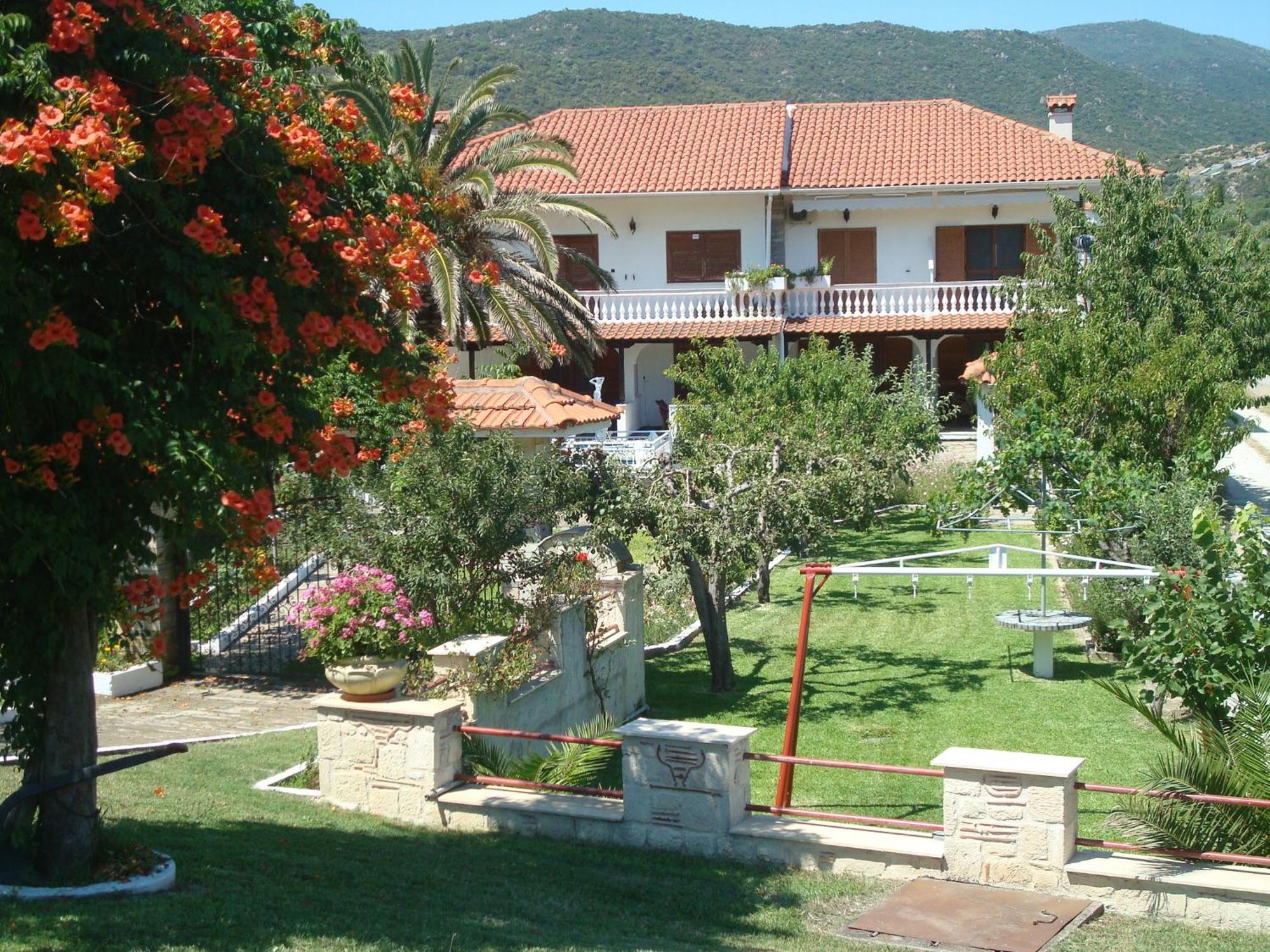 Villa Tonia Apartments Sarti Dış mekan fotoğraf